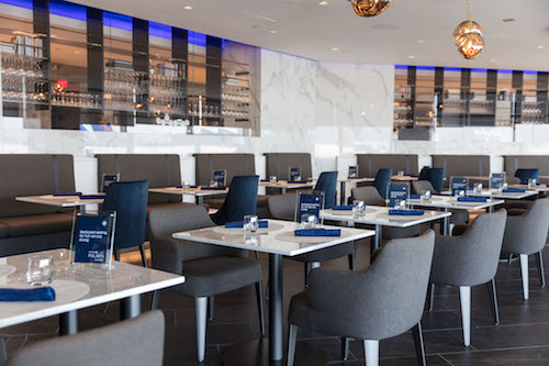 A la Carte dining in the Polaris Lounge