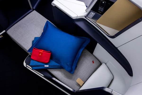 Air France new Business Class fully flat bedAir France new Business Class fully flat bed